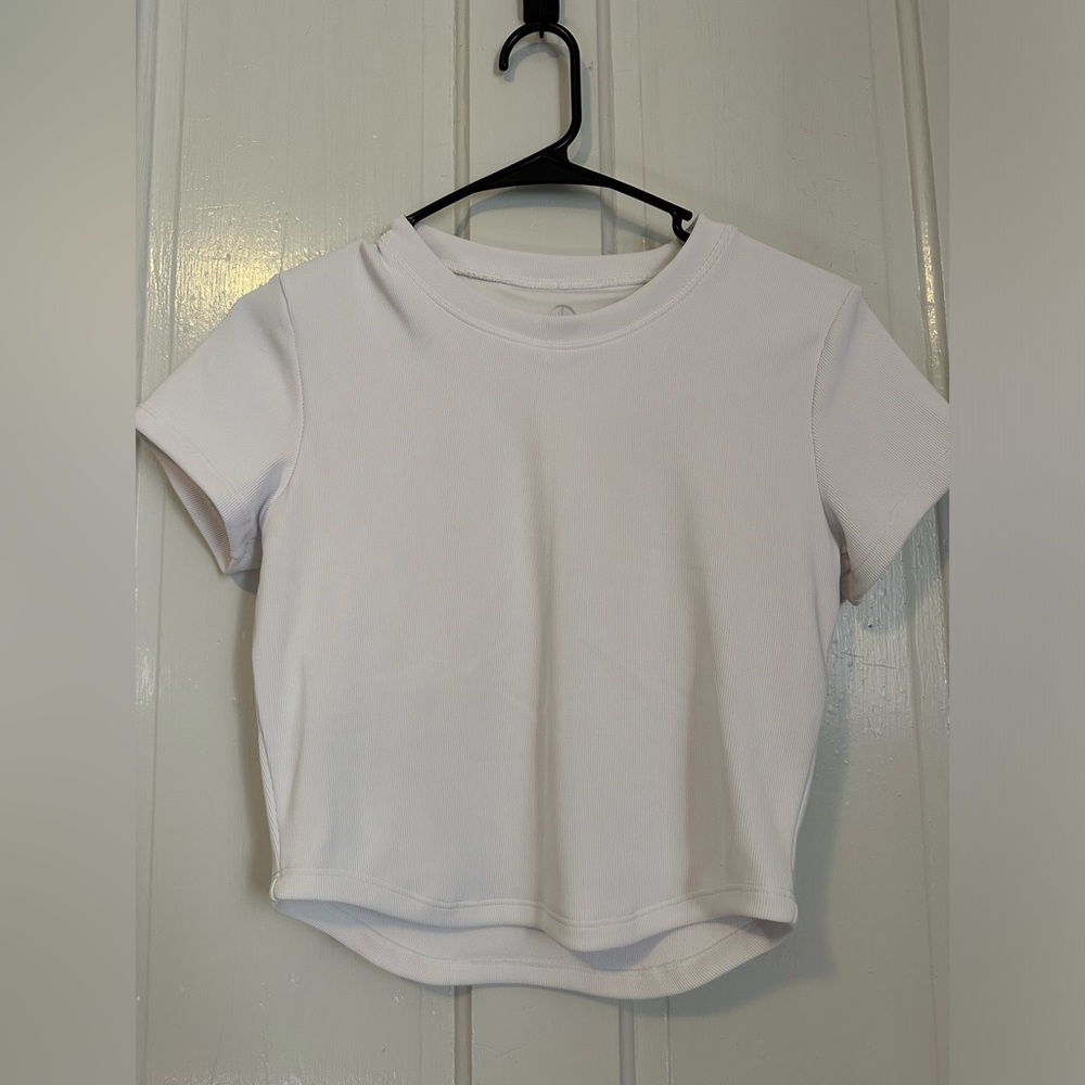 Move Technology Short Sleeve Top | Move Technology Athletic Top | Size Medium